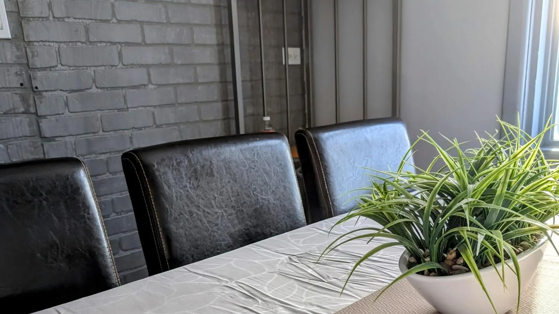 Affordable Downtown Accomodations Winnipeg Apartamento